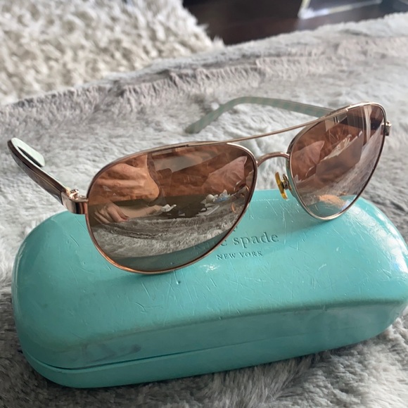 Kate spade mirrored aviator sunglasses 😎 - Picture 3 of 13